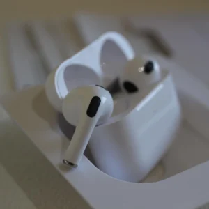 High-Quality 1:1 Replica Gen 4 Earphones Case For Apple Air Pods 4